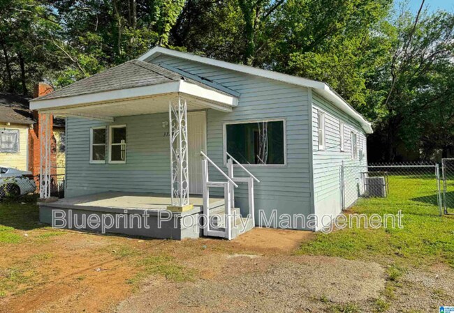 Foto del edificio - 3729 Pine Ave SW