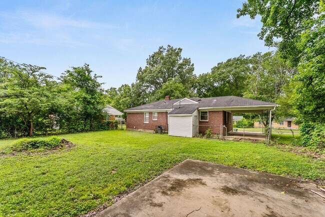 Building Photo - Delightful 3-bedroom 1.5 bath home - Open ...