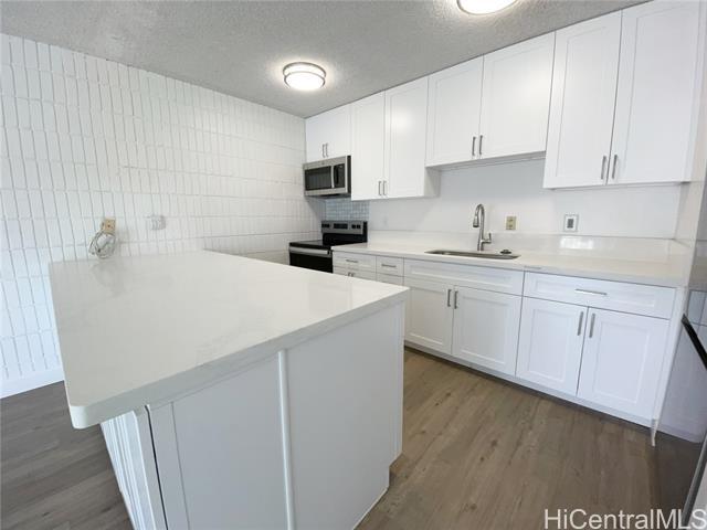 Building Photo - 827 Kinau St