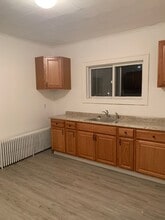 Building Photo - 39 N Pawling St