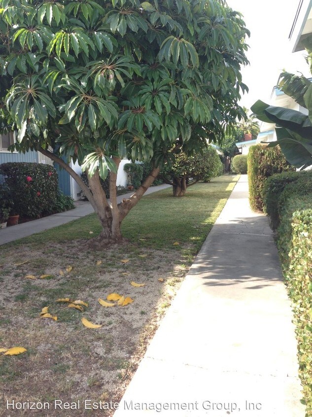 Building Photo - 801 N Eucalyptus Ave