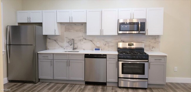 Building Photo - 2 br, 1 bath  - 52 Woodside Pl Apt 1L
