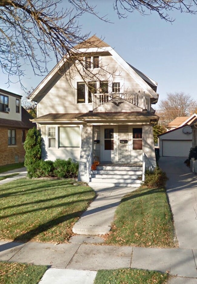 Building Photo - 2525 N 68th St
