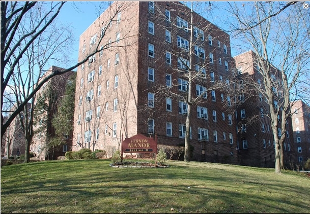 Foto del edificio - Vernon Manor Co-operative Apartments