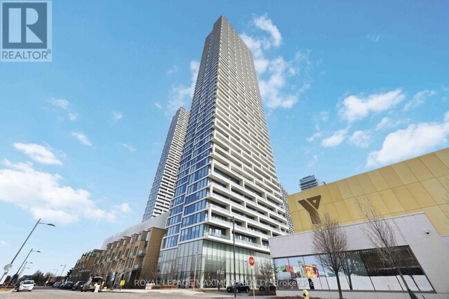 Building Photo - 5 Buttermill Ave.