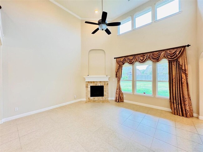 Foto del edificio - 3415 Honey Blossom Ln