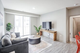 Building Photo - 121 E Freedom Way