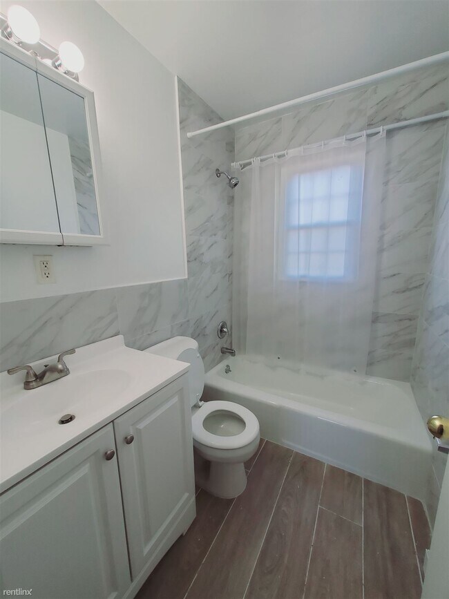 Foto del edificio - 2 br, 1 bath Condo - 41 Pine Hill Ave Unit 4