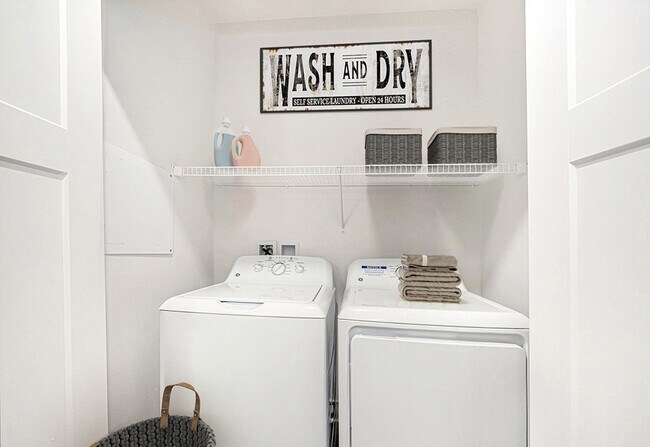 Building Photo - The Grove Apartment Homes