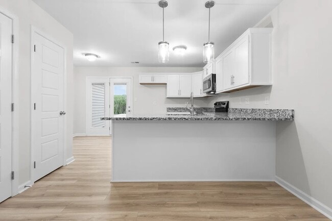Building Photo - 210 Melbourne Dr