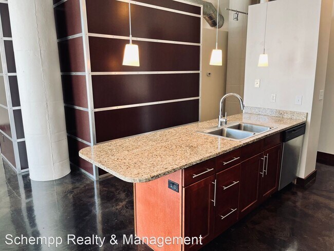 Foto del edificio - 1 br, 1 bath House - 309 E Market - Mercan...