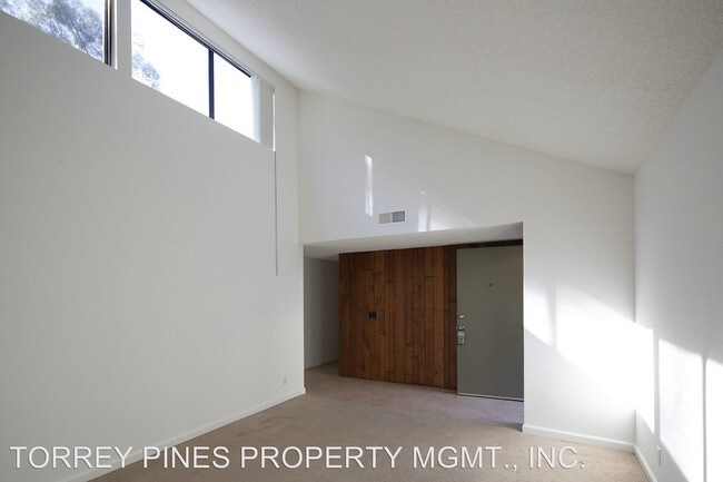 Building Photo - 3 br, 2 bath House - 10269 Caminito Covewood