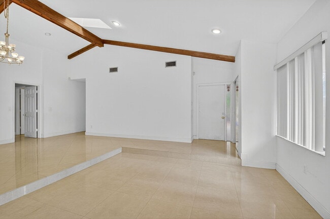 Building Photo - 7576 Sierra Terrace E