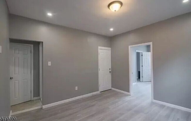 Foto del edificio - 127 Brookwood St