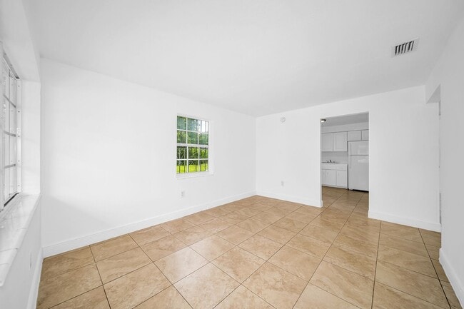 Building Photo - 2125 NW 91st St