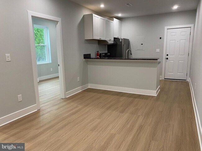Foto del edificio - 3701 9th St NW