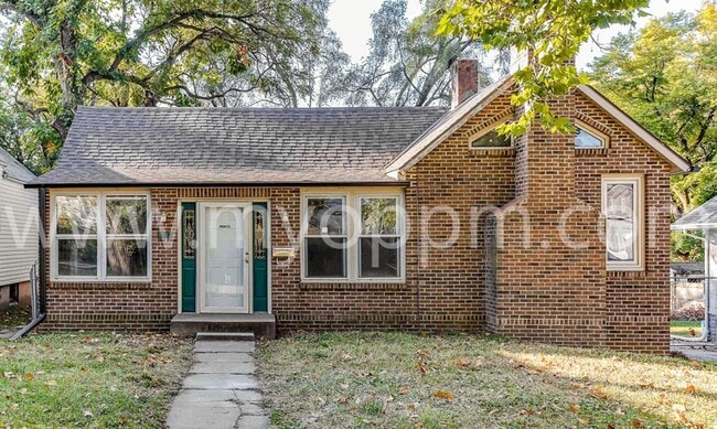 Beautiful 2 Bedroom / 1 Bathroom Home | Ne... - Beautiful 2 Bedroom / 1 Bathroom Home | Ne...
