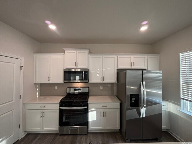 Cocina y estufa - 250 Giant Oak Ave
