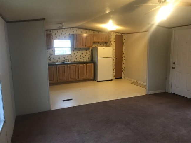 Building Photo - 13573 Point Maple Dr