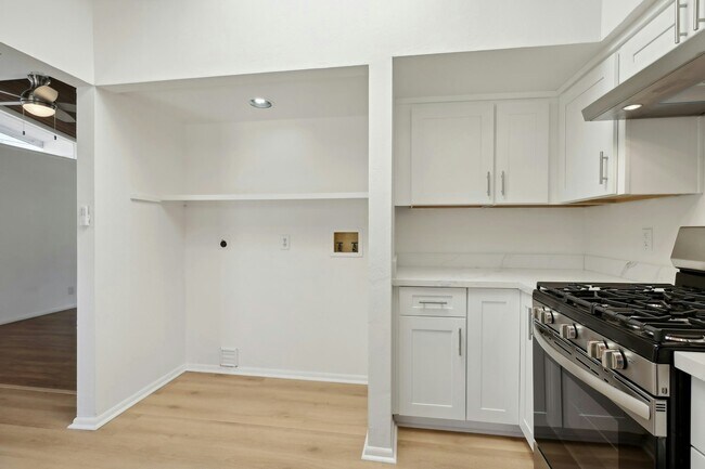 Building Photo - 1521 Terilyn Avenue