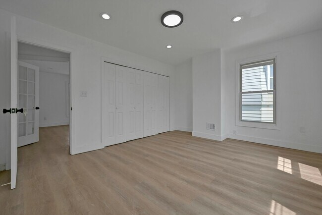 Foto del edificio - 46 Cottage Pl