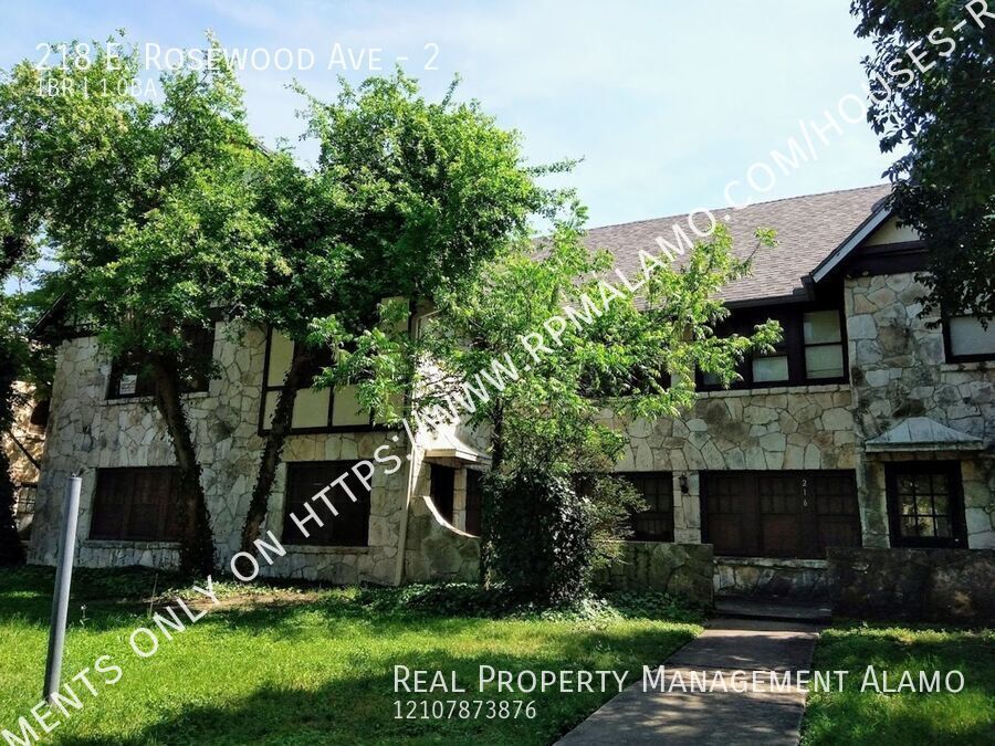 Primary Photo - 218 E Rosewood Ave