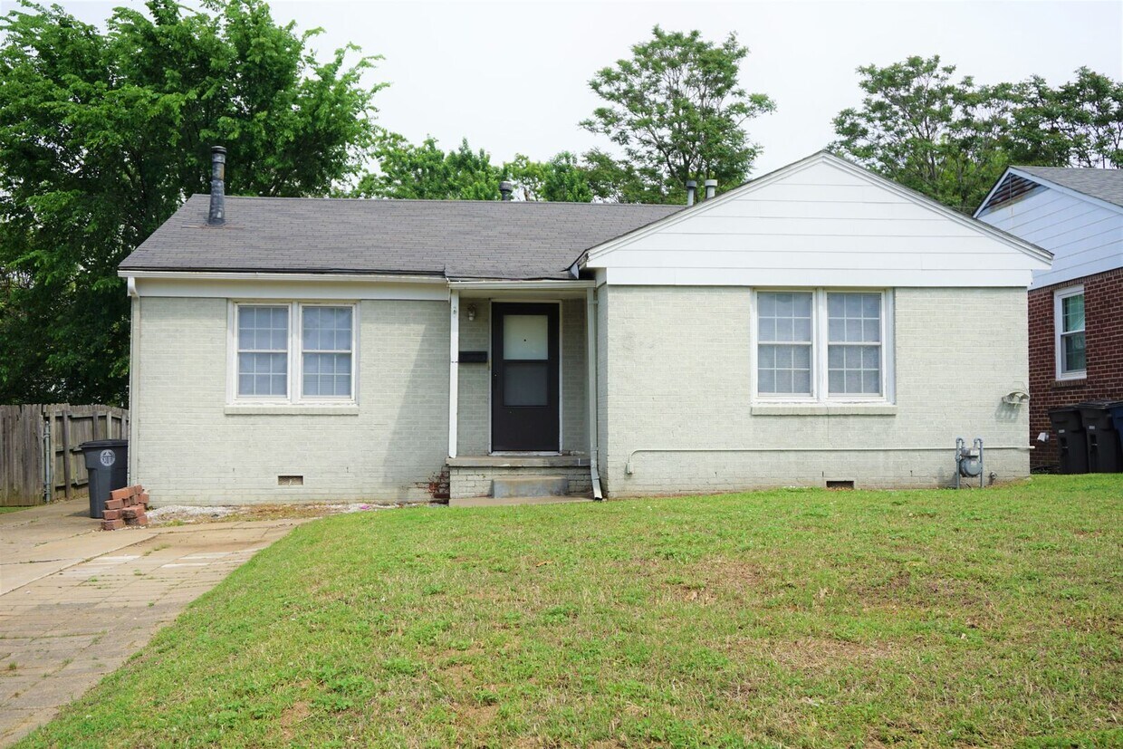 Primary Photo - Move In Ready! Cute 3 Bedroom 2 Full Baths!