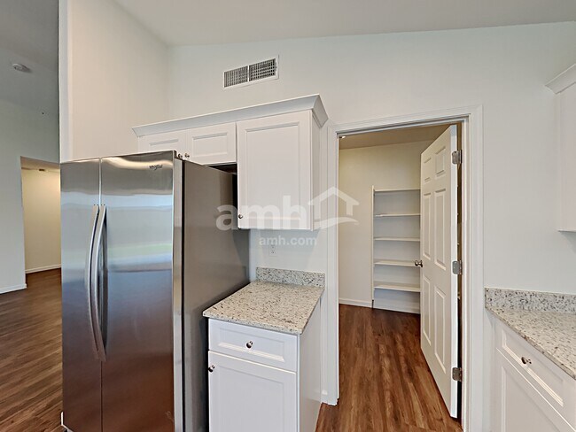 Foto del edificio - 3033 W Quail Ave