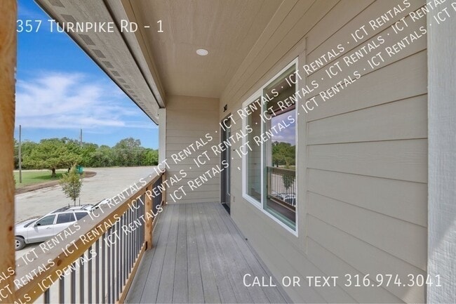 Building Photo - 357 Turnpike Rd