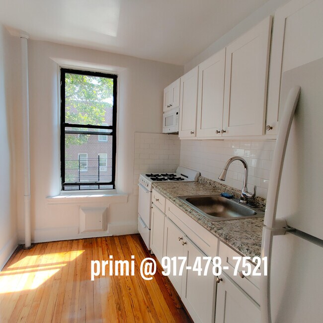 Building Photo - 235 Quentin Rd