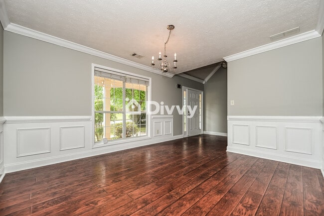 Building Photo - 1021 Privet Way