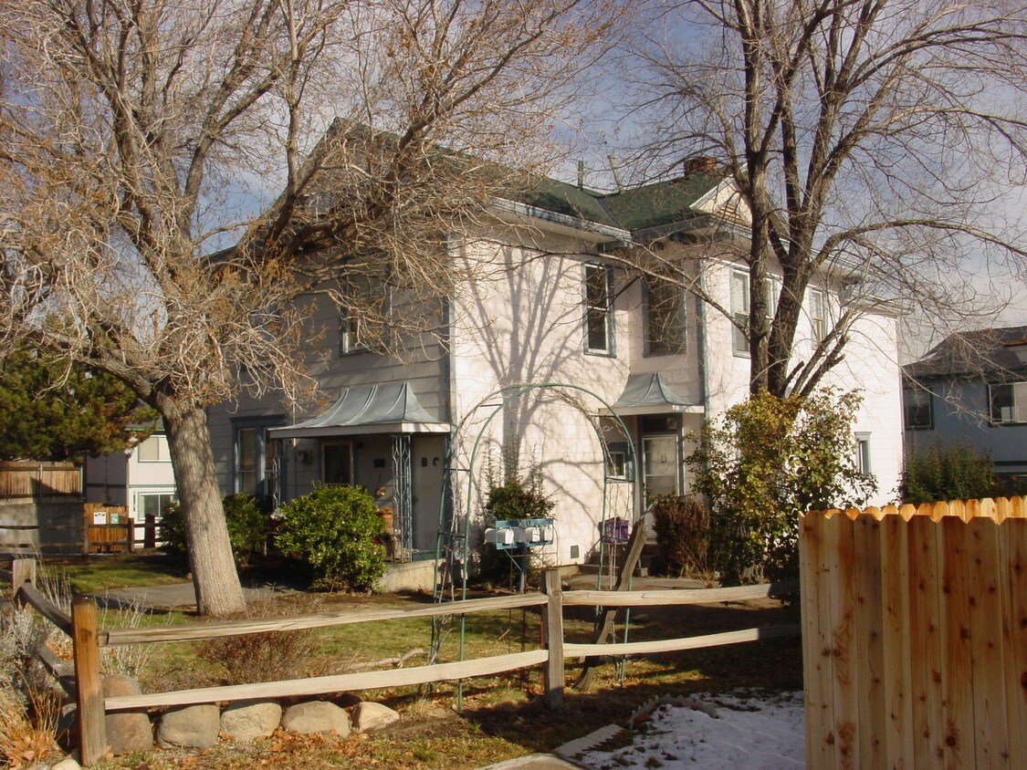 Primary Photo - 50 Berrum Pl