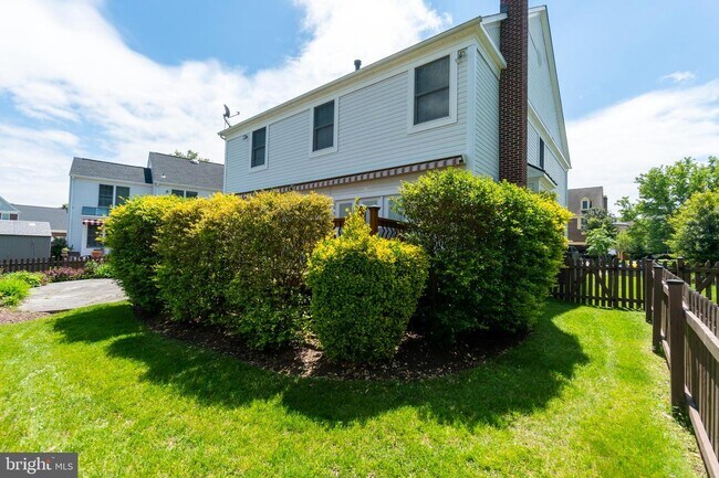 Building Photo - 2102 Brink Ct