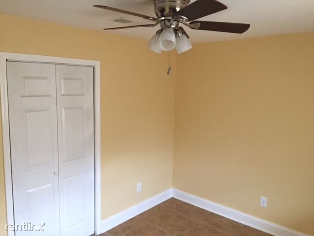 Foto del edificio - 3 br, 1 bath House - 181 Millie Dr,