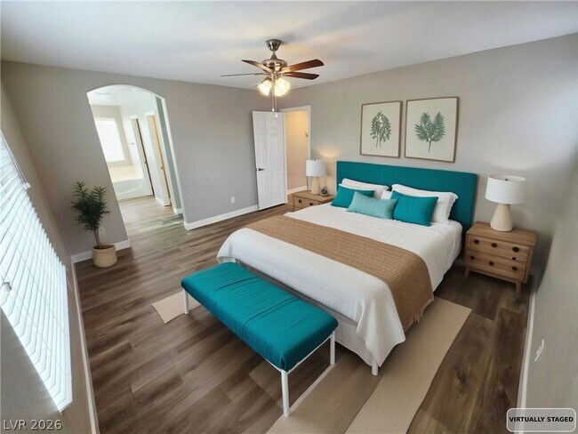 Foto del edificio - 8327 Fort Hallock Ave