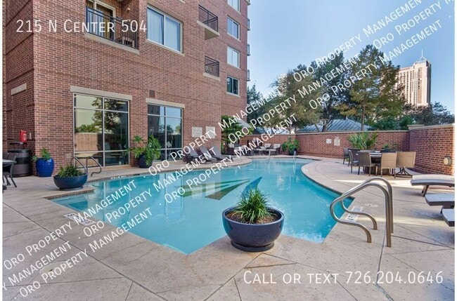 Foto del edificio - 215 Center St