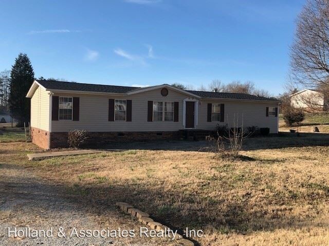Foto principal - 3 br, 2 bath House - 120 Chanda Lane