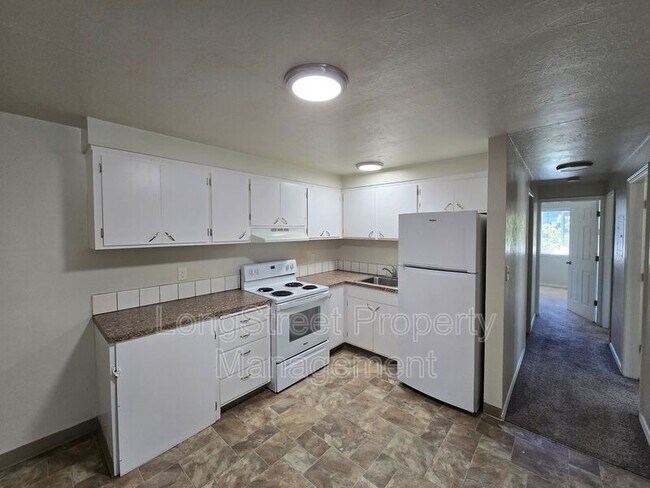 Foto del edificio - 915 SW Adams Ave