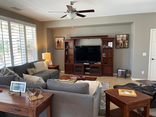Building Photo - 60880 Azul Ct