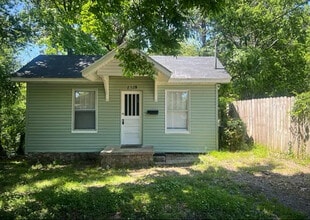 Building Photo - 232 Pecan St