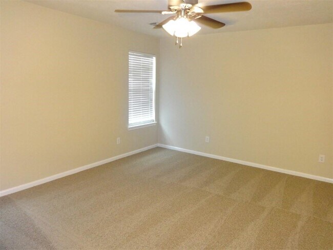 Foto del edificio - 3911 Water Canyon Rd