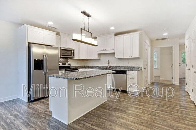 Foto del edificio - 100 Brickyard Ln
