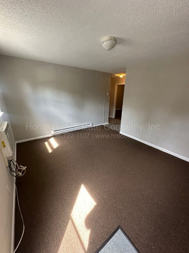 Photo - 151 Westdale Ave NW Apartment