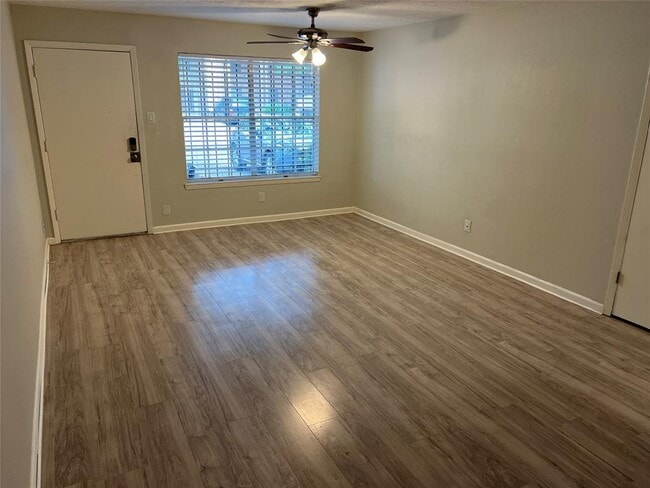 Building Photo - 3224 Timmons Ln