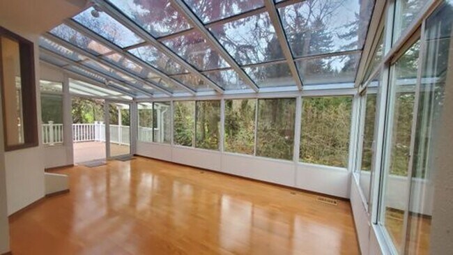 Foto del edificio - Cedar Mill Hidden Gem!!