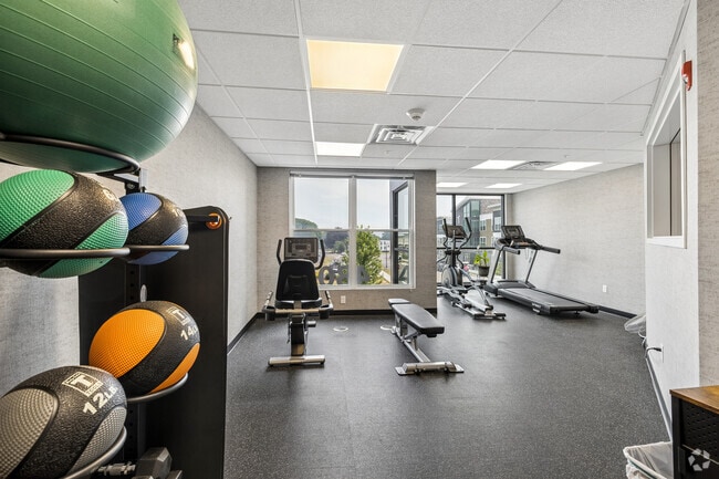 Fitness Center - Tumblerock Luxury Apartments