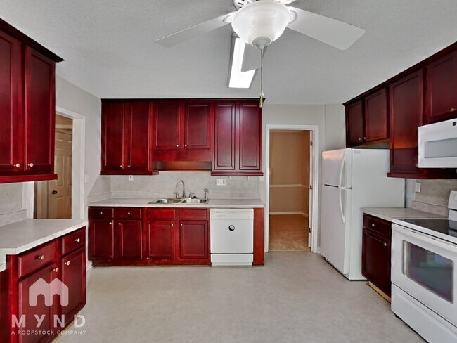 Foto del edificio - 727 Twin Brooks Ct