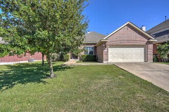Building Photo - 138 Justin Leonard Dr