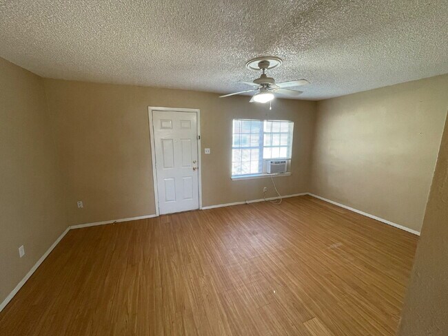 Foto del edificio - Cozy Two-Bedroom Home Conveniently Located in Central Lubbock!