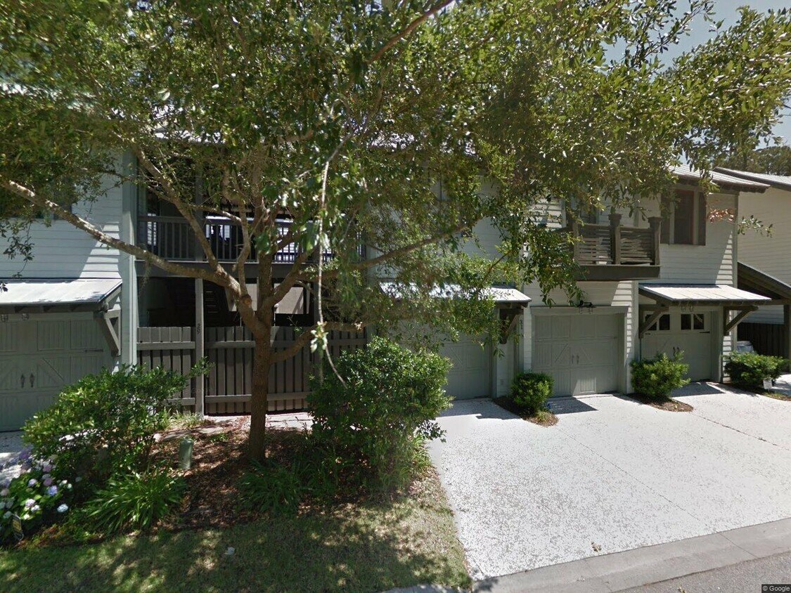 Primary Photo - 31 Tabby Shell Rd